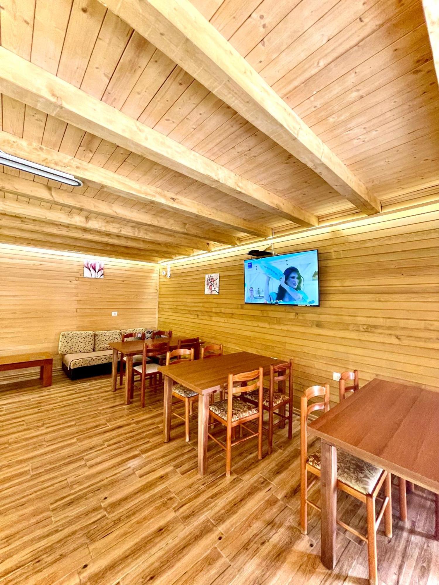 Lazer Cardaku Guesthouse 瓦勒博内 外观 照片